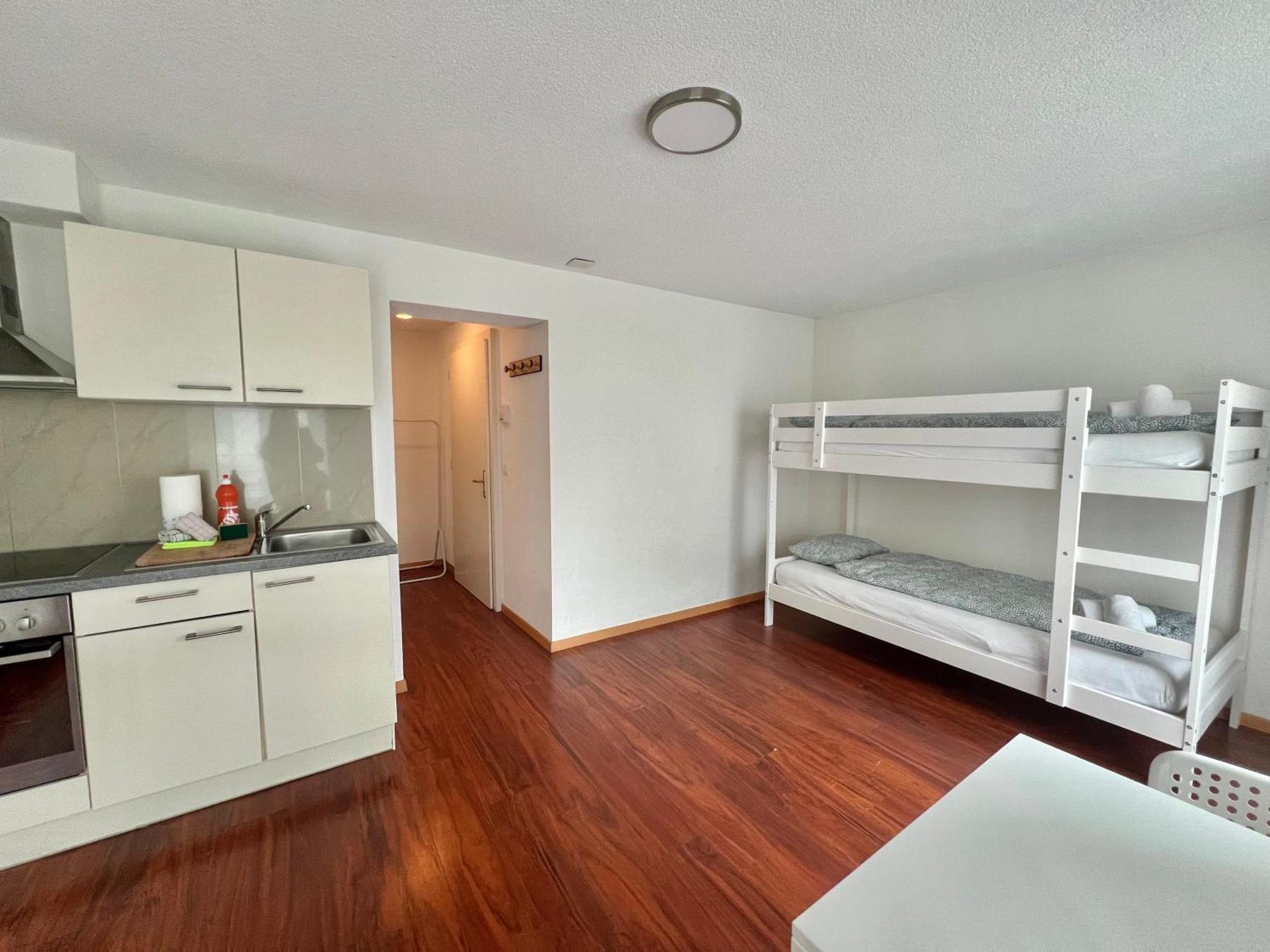 Nimbuzzz Apartments Unterseen Номер фото